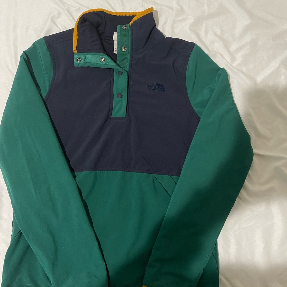 North face 1/4 button up sweater
